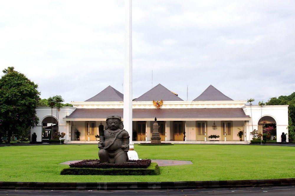 Hotel Fortunagrande Malioboro Yogyakarta Kültér fotó